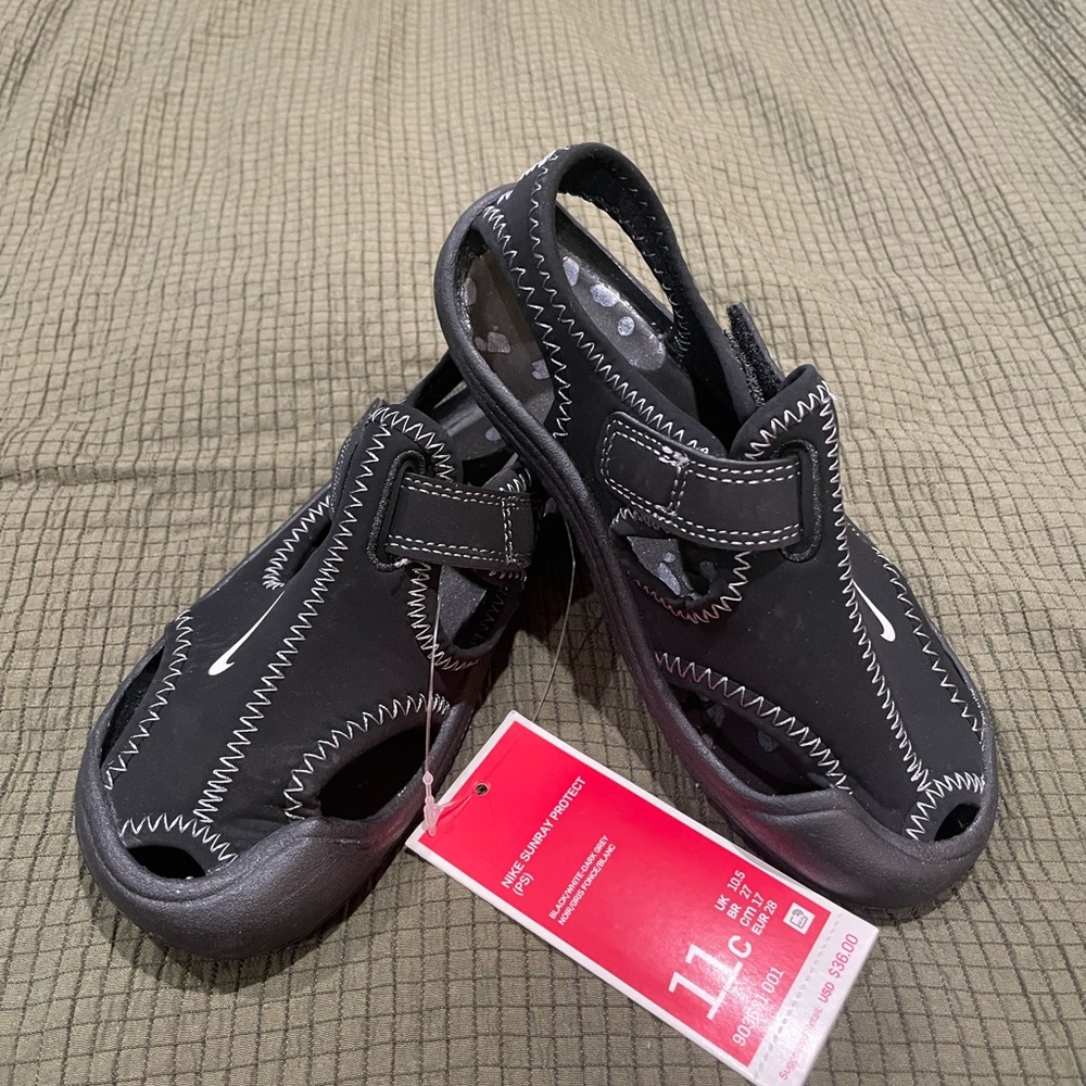 Toddler shoes